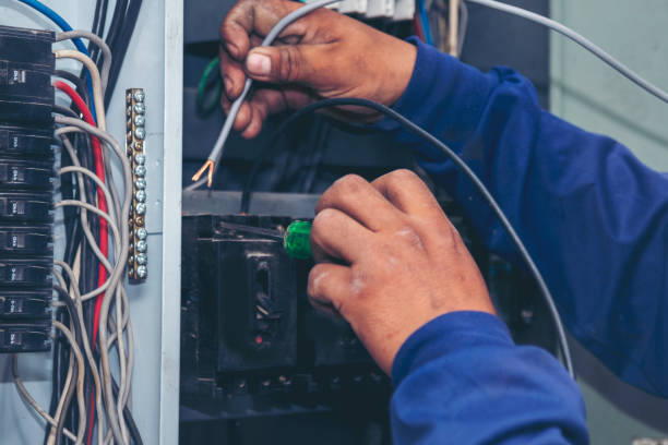 Best Circuit Breaker Repair  in Port Salerno, FL